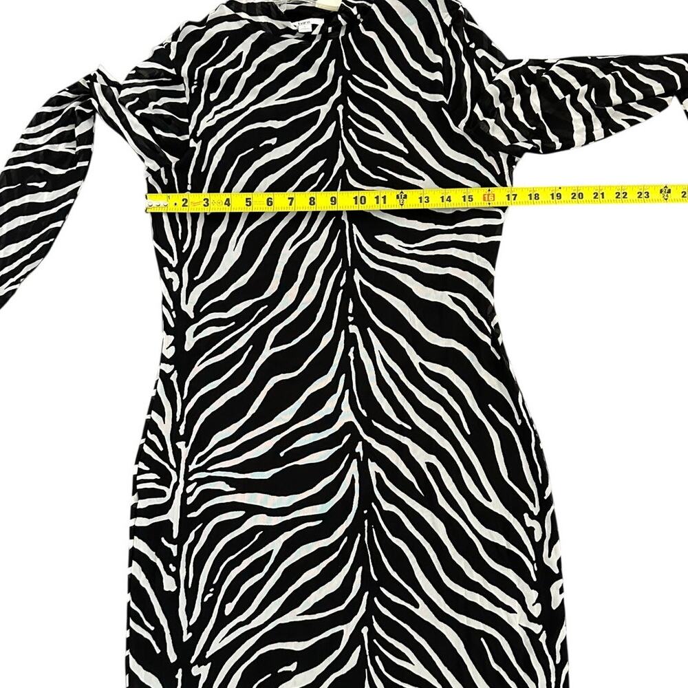 Bar III
Women's Zebra-Print Mock Neck Midi Dress size large - Picture 5 of 11